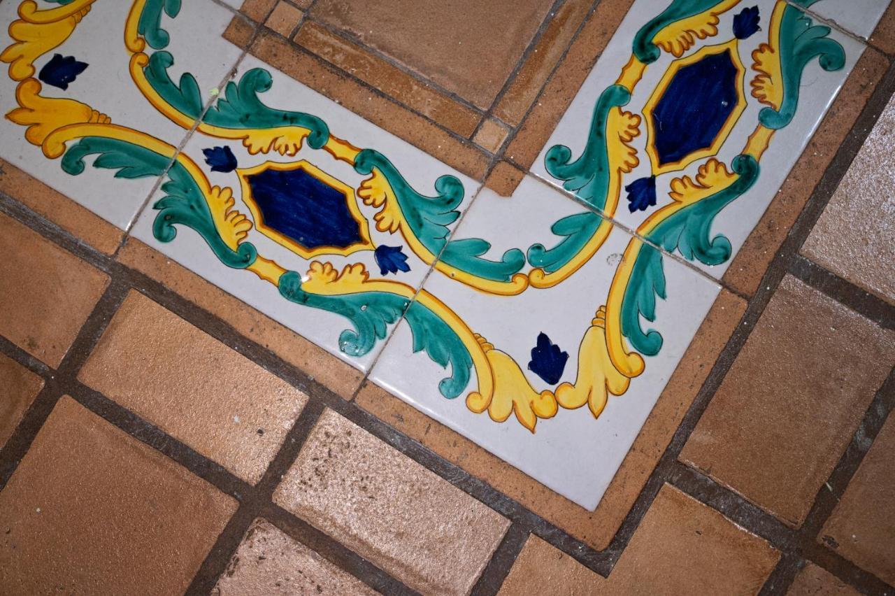 Apartamento Casa "Positano" Da Ely - Salerno Centro Con Self Check-In Exterior foto